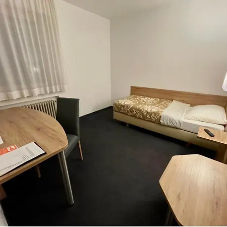 Hotel Lilton Stuttgart-zuffenhausen Stoccarda