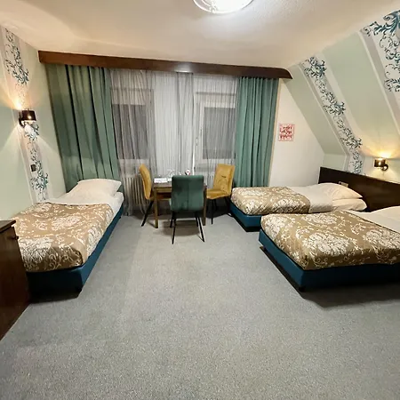 Hotel Lilton Stuttgart-zuffenhausen 3*