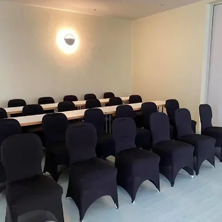 Hotel Lilton Stuttgart-zuffenhausen 3*