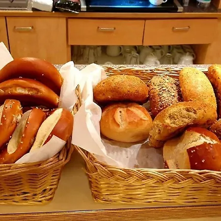 Lilton Stuttgart-zuffenhausen Hotel