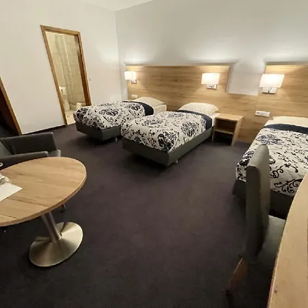 Hotel Lilton Stuttgart-zuffenhausen