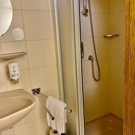 Hotel Lilton Stuttgart-zuffenhausen