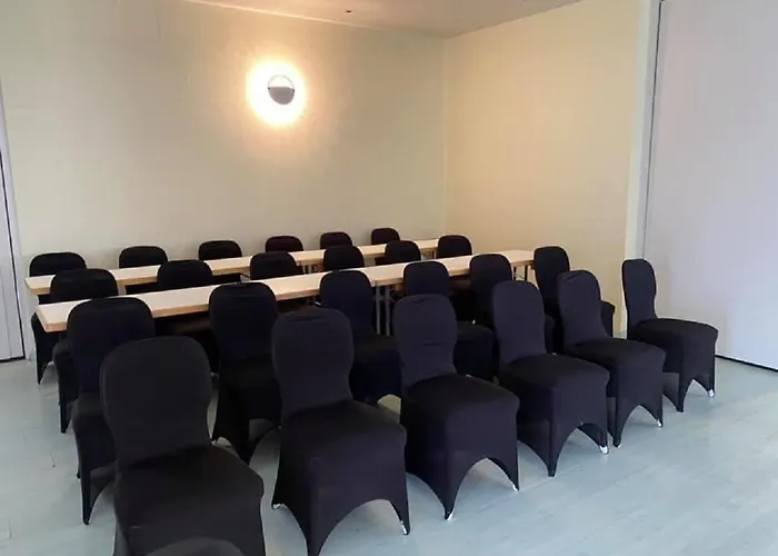 Отель Lilton Stuttgart-zuffenhausen 3*